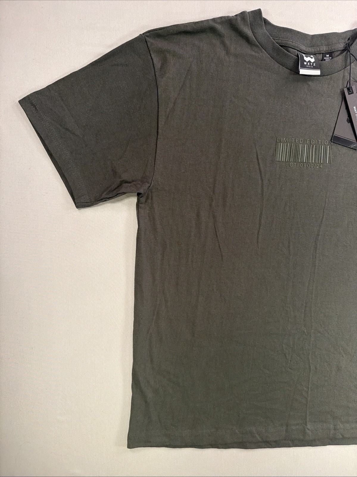NWT WXYZ MFG CO Mens Medium Olive Green Boxy Utility Fit Limited Edition T-Shirt