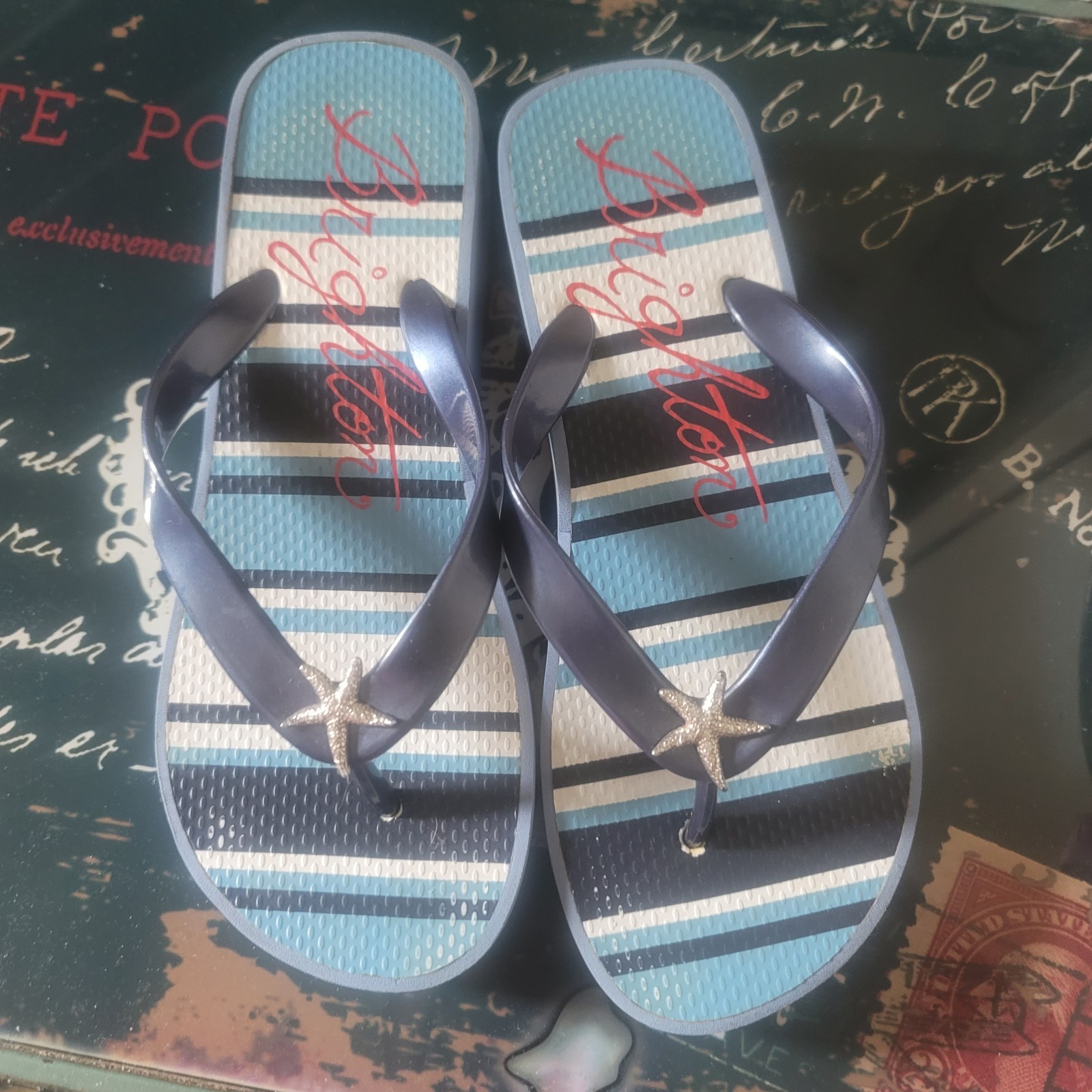 Brighton Women’s Thong Wedge Sandals Striped Blue Starfish Slip-On Size 6