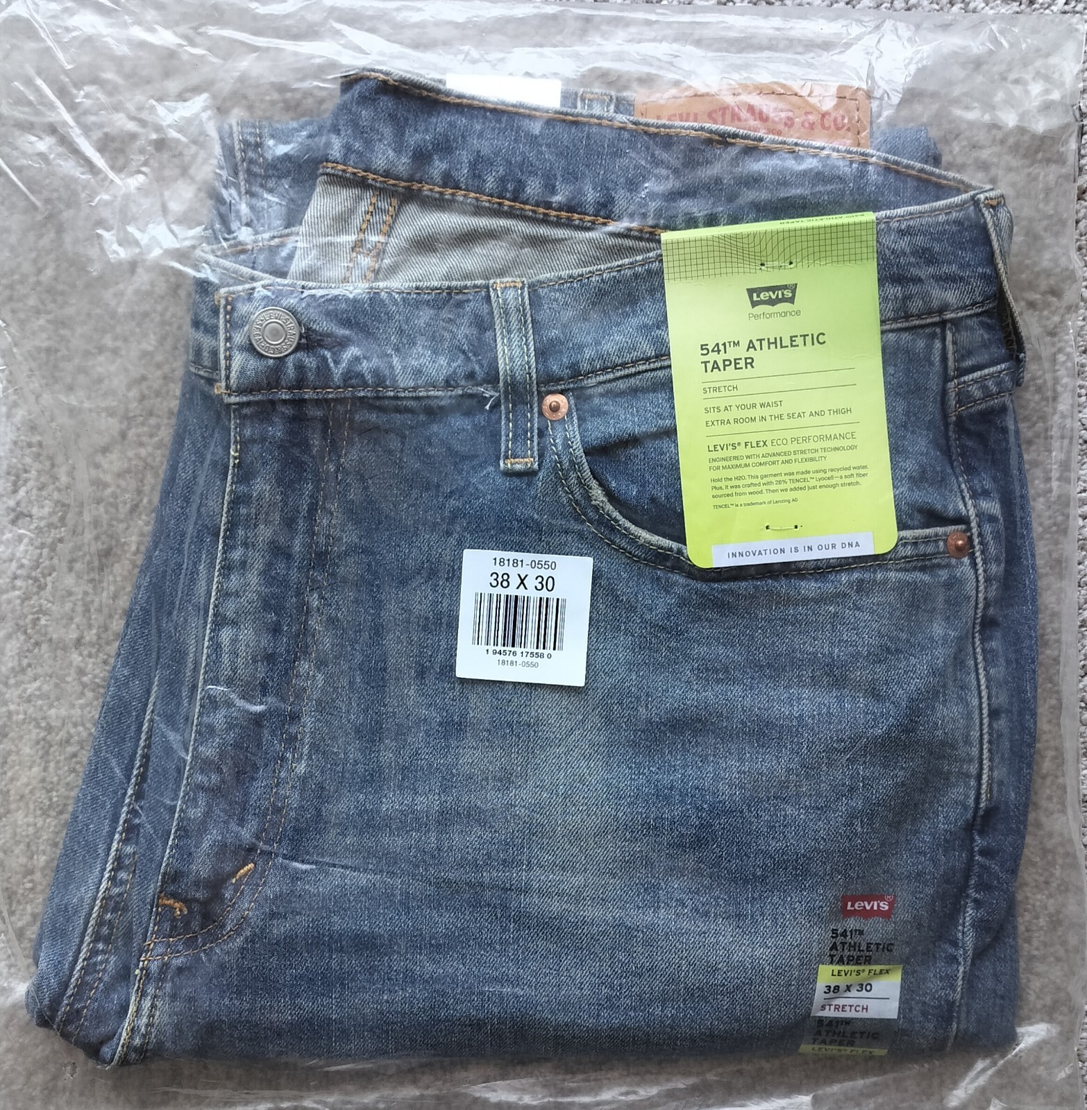 Levi’s Flex 541 Athletic Slightly Taper Men 38×30 Stretch Performance Jeans Blue