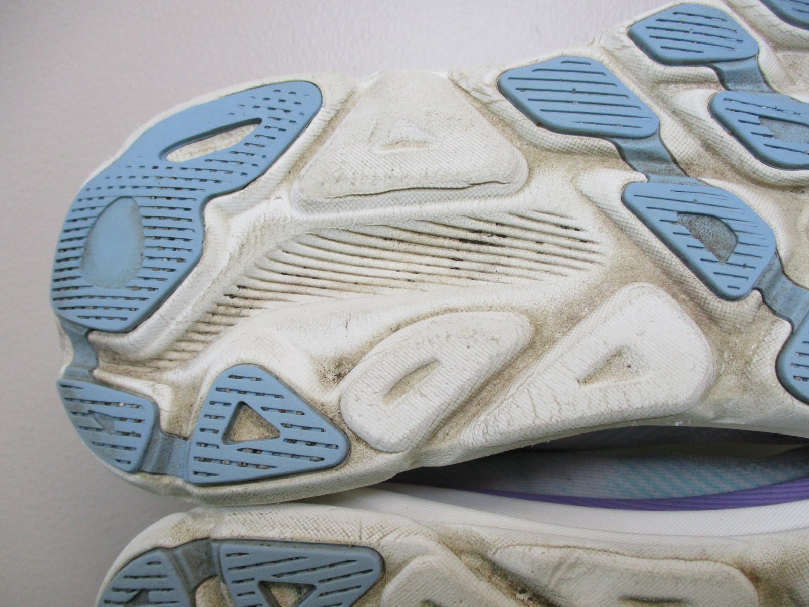 Hoka Clifton 9 Shoes Womens 9.5 Green Purple White Track Road Running Cushion *