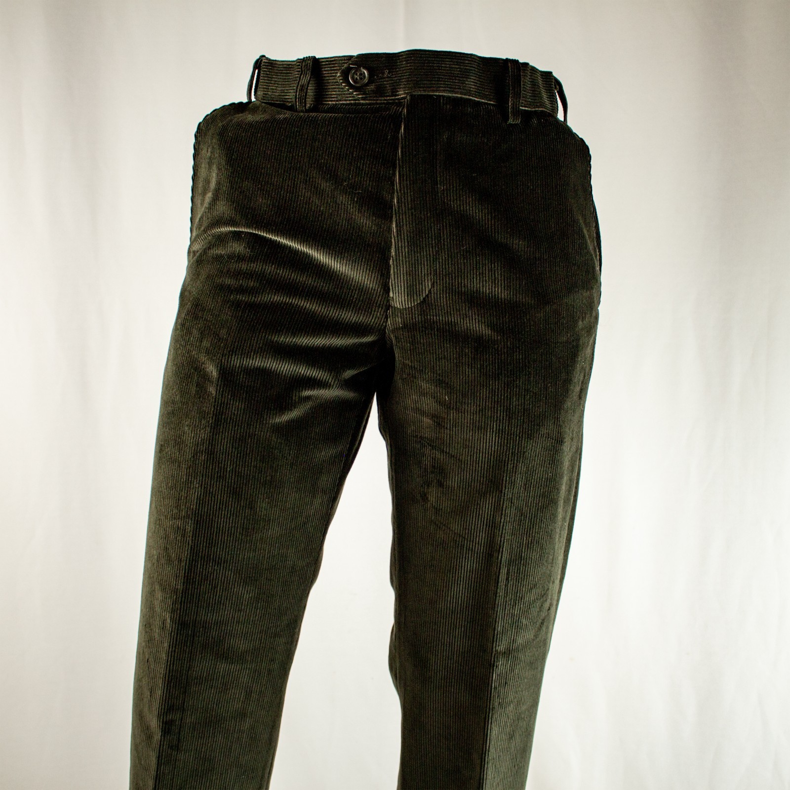 MARKS & SPENCER New Green Men Flat Corduroy Pants Size 30″W x 29″L