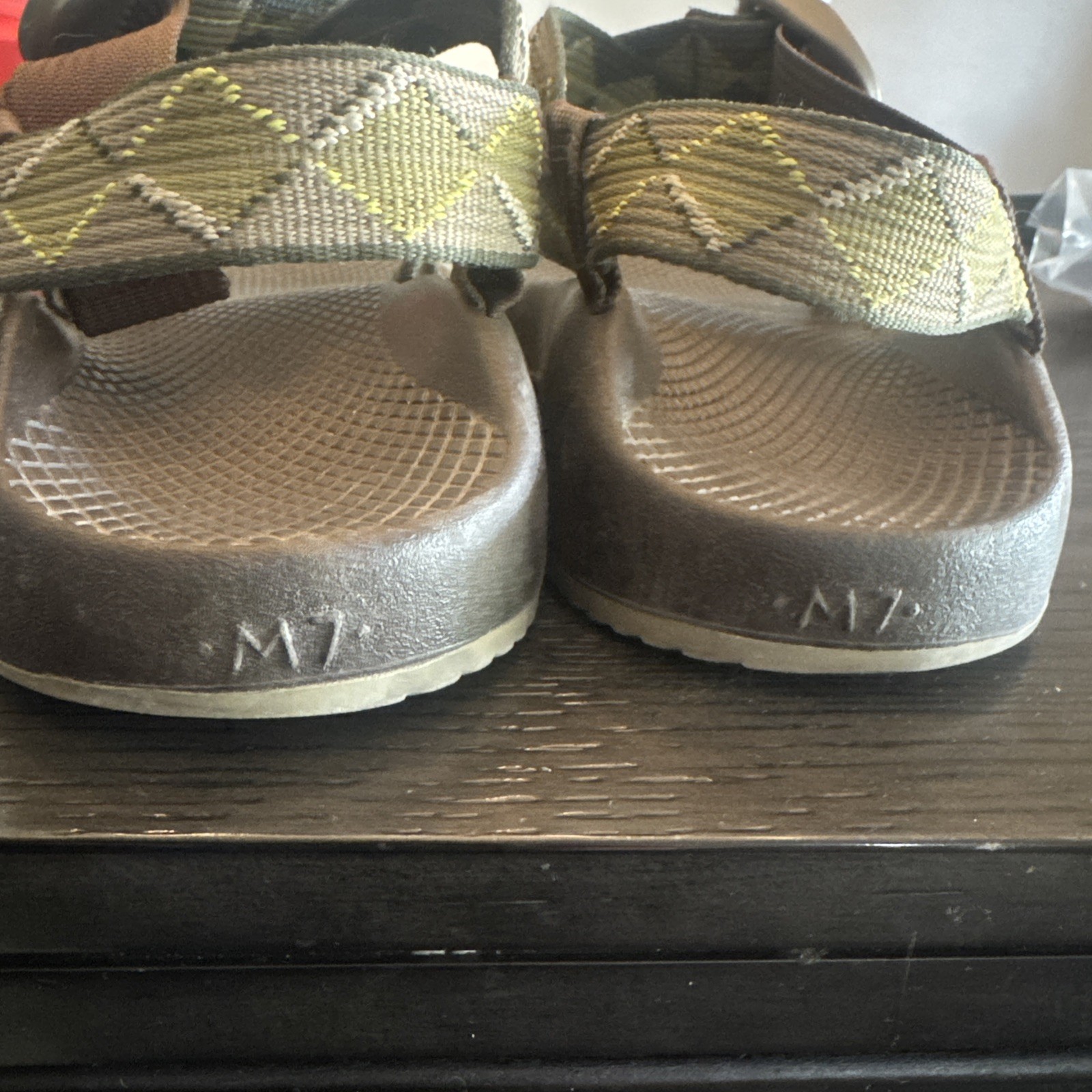 Chaco Z/1 Classic Mens Size 7 Sport Sandals Olive Green Vibram Hiking Womens 8.5