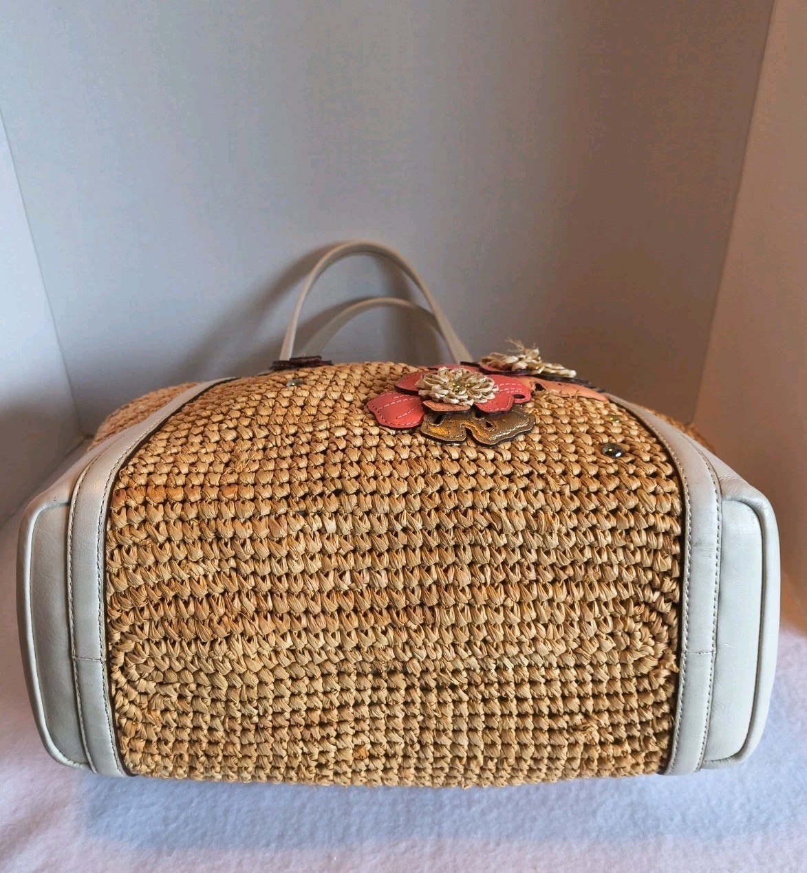 Coach Hampton Floral Tote Purse Straw White Pink L1169-19347