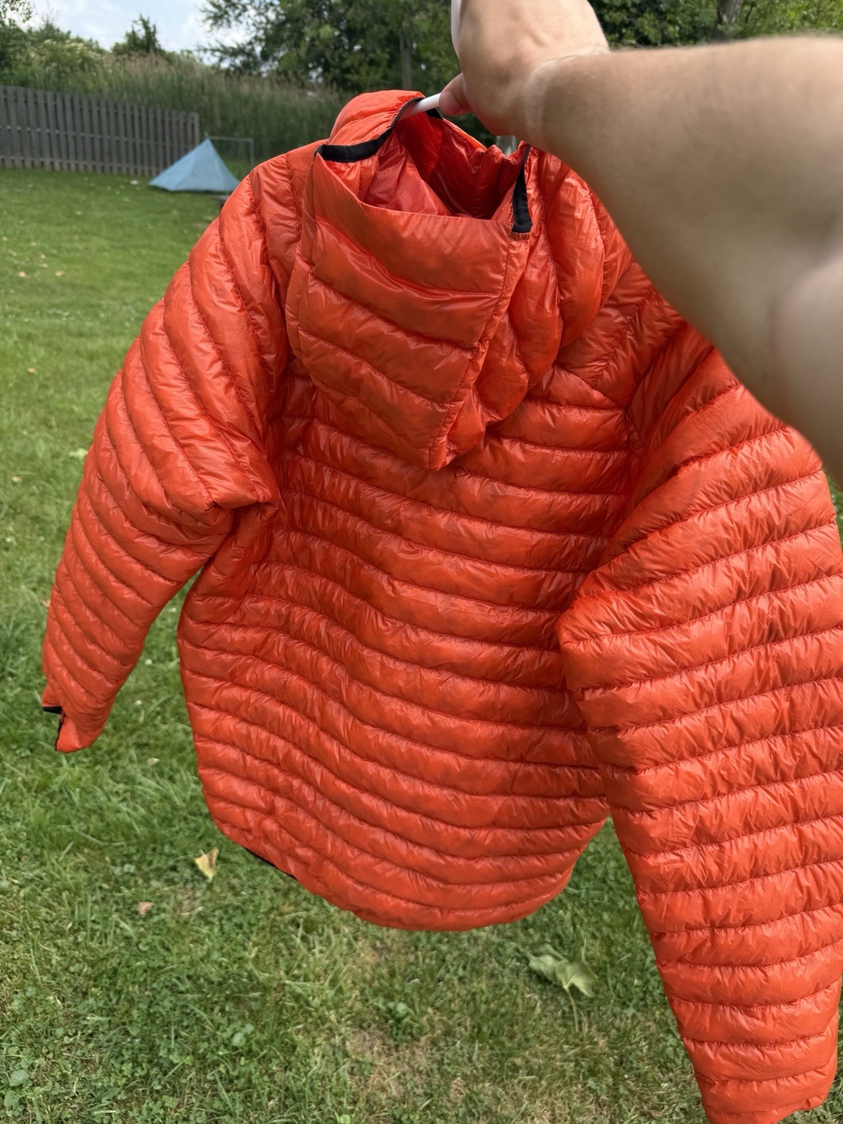 Men’s Large Mountain Hardware Ghost Whisperer UL Hoody