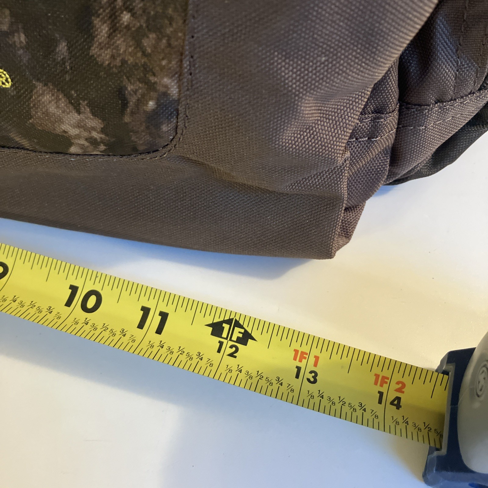 CABELAS CAMO Camouflage MINI Catch-All DUFFLE Gear Blind Hunting BAG Zip Pockets