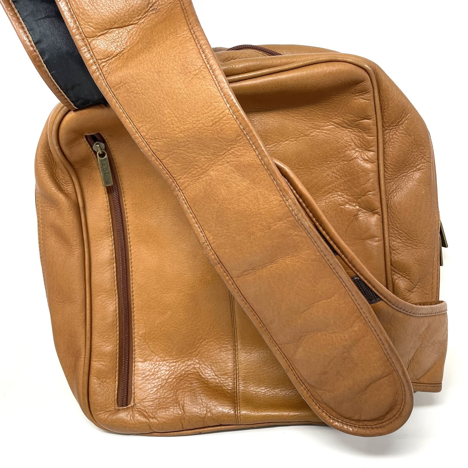 Le Donne Leather Bag Messenger Backpack Laptop Brown Caramel
