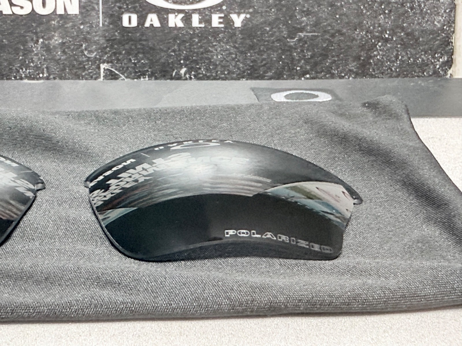 Oakley Half Jacket 1.0 XLJ Black Iridium Polarized lens set – OEM / XLJ Size NOS