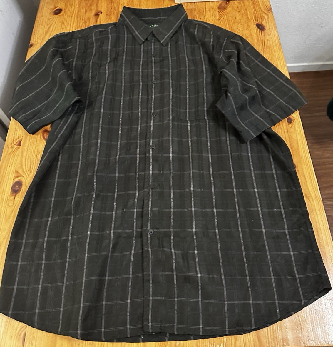 David Taylor Shirt short sleeve Luxury Microfiber Plaid size XLT Gray
