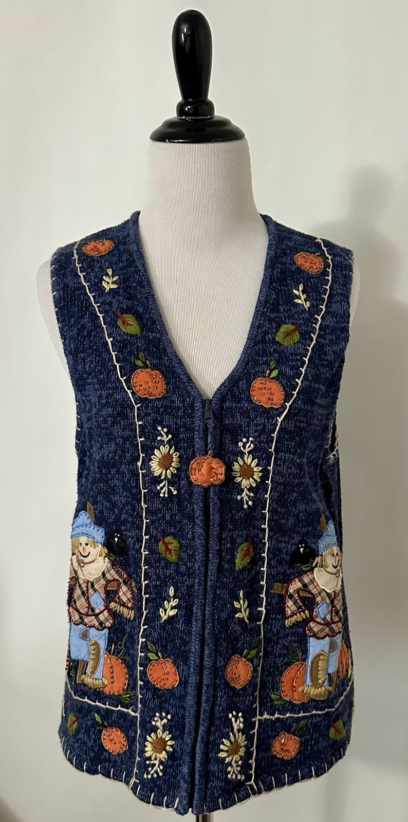 Vtg White Stag Women’s Sweater Vest Blue Fall Scarecrow Pumpkin & Beaded Size M