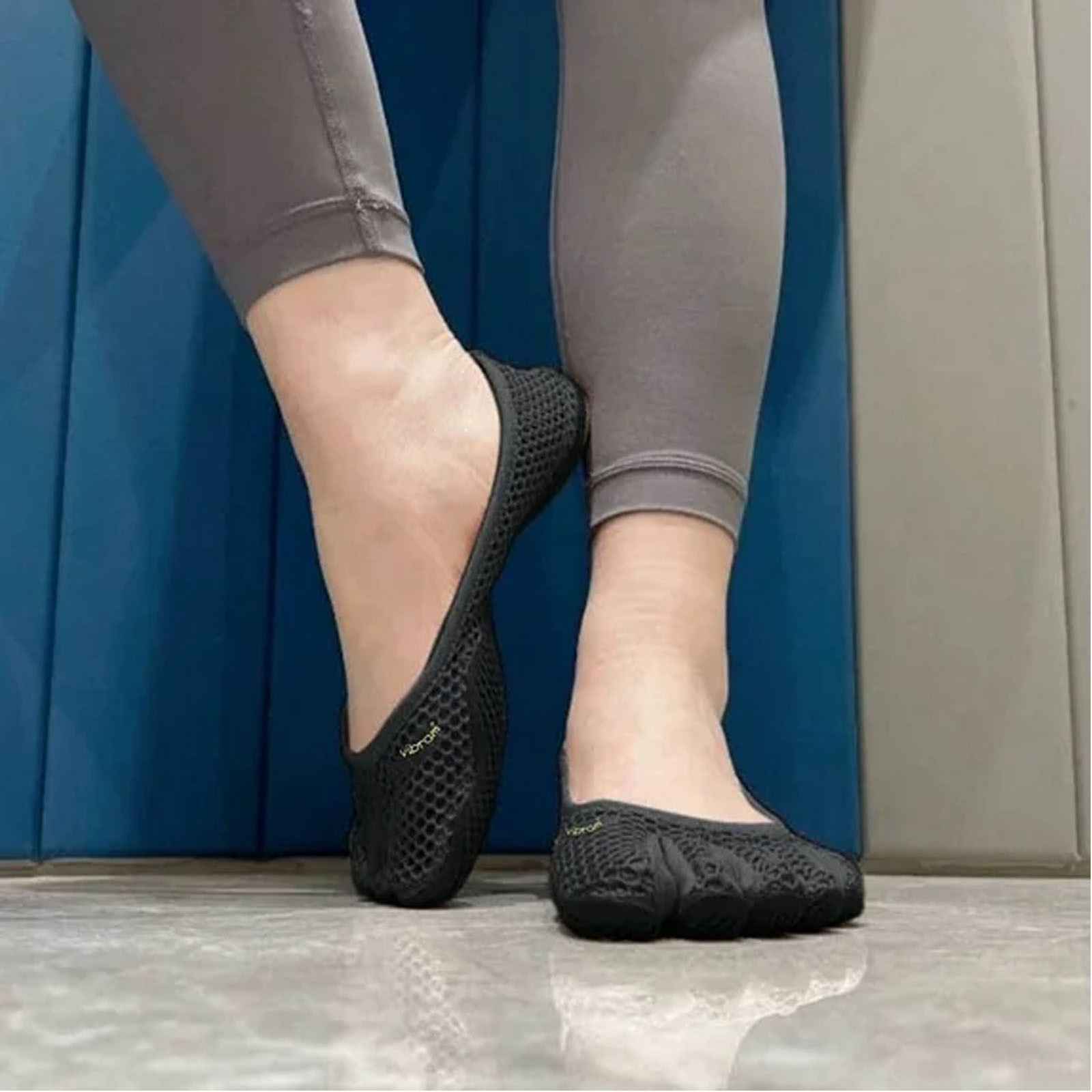 Vibram Five Fingers Five Toe Barefoot Yoga Dance Sneakers VI-B ECO Training Shoe