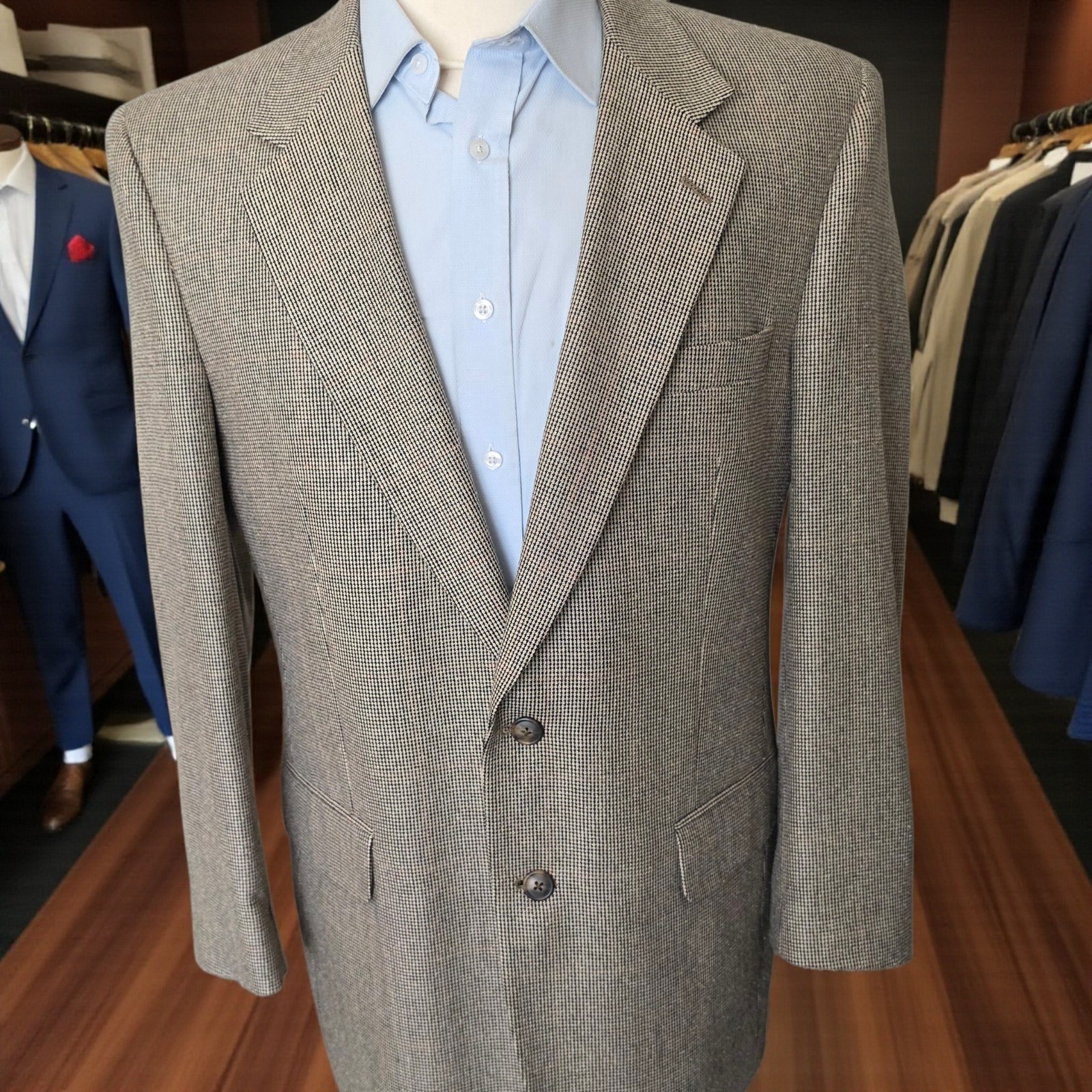 Vintage Burberry Blazer 44L Woven Nailhead Soft Tweed
