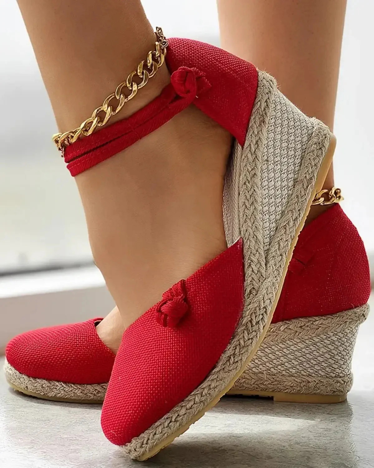 Closed Toe Wedge Espadrilles for Women – Stylish & Comfortable Summer San|125514