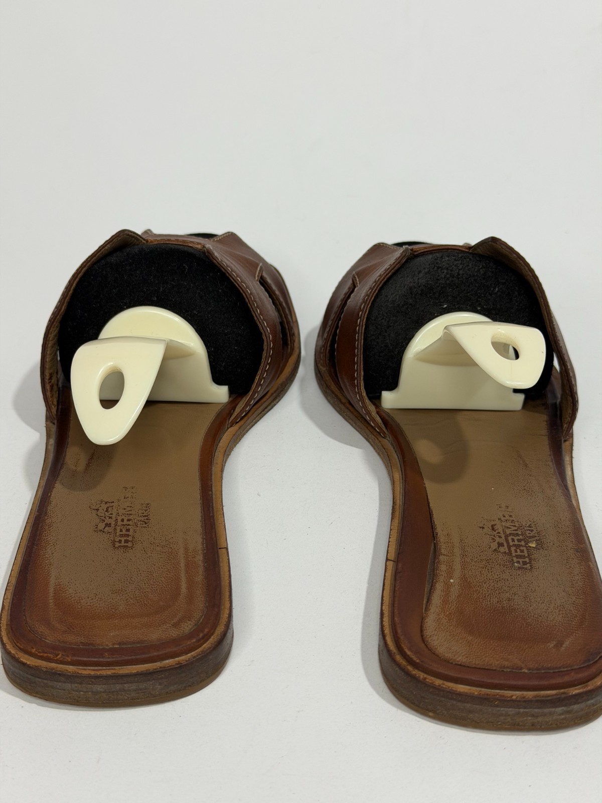 HERMES Brown Box Calfskin Oran Sandals 37.5 EU/ 7.5 US / 4.5 UK