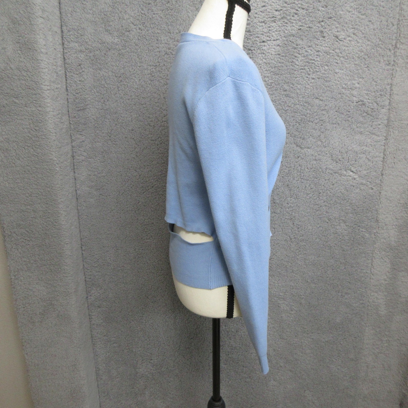 Cabi Cardigan Sweater Womens Medium Blue V Neck Button Front Split Back Knit