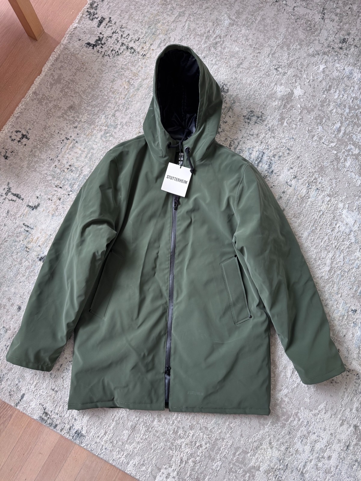 Stutterheim Stockholm Men’s Matte Winter Green Coat New With Tags