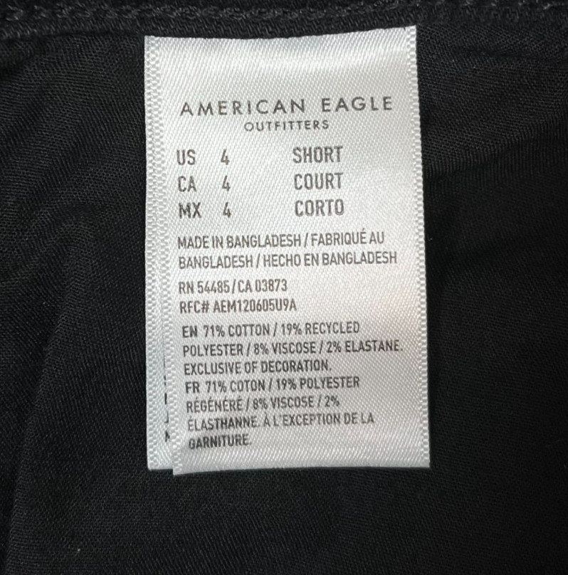 NWT American Eagle Jeggings Women’s Size 4S Black Next Level Stretch Destroyed