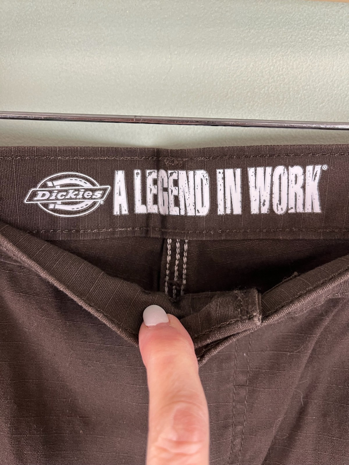 Dickies Ripstop Ultimate Cargo Short Relaxed Fit 11″ Inseam Brown Mens Size 38