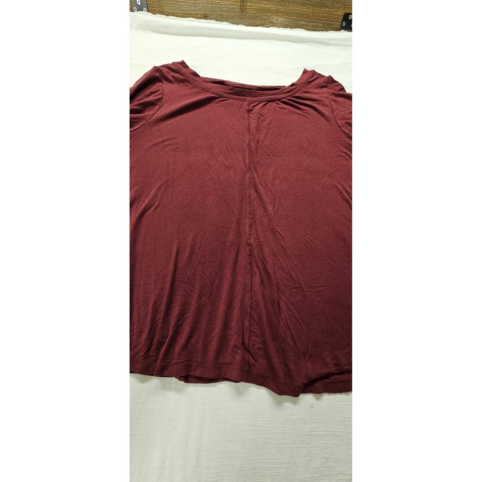 Burgundy Long Sleeve Center Seam Knit Top Scoop Neck Relaxed Fit Wine Red
