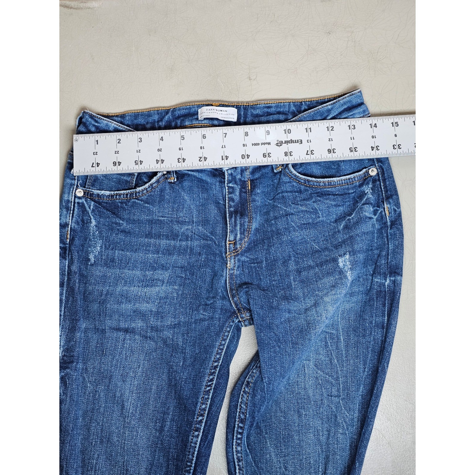 Zara Woman Premium Denim Distressed Slim Jeans Blue Frayed Hem Size 6 2606-115