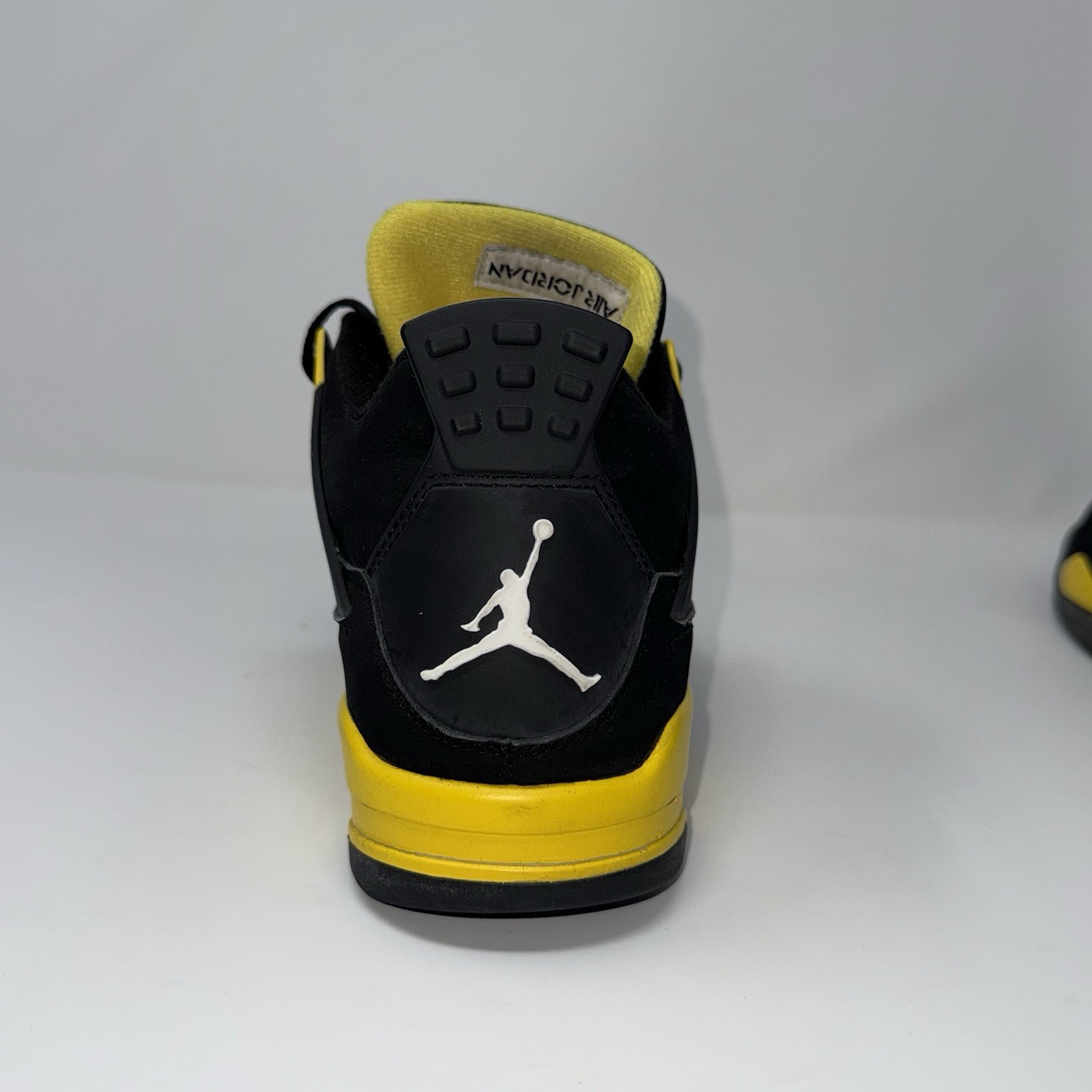 Nike Air Jordan 4 Retro Thunder Men’s Size 10.5 Black Yellow