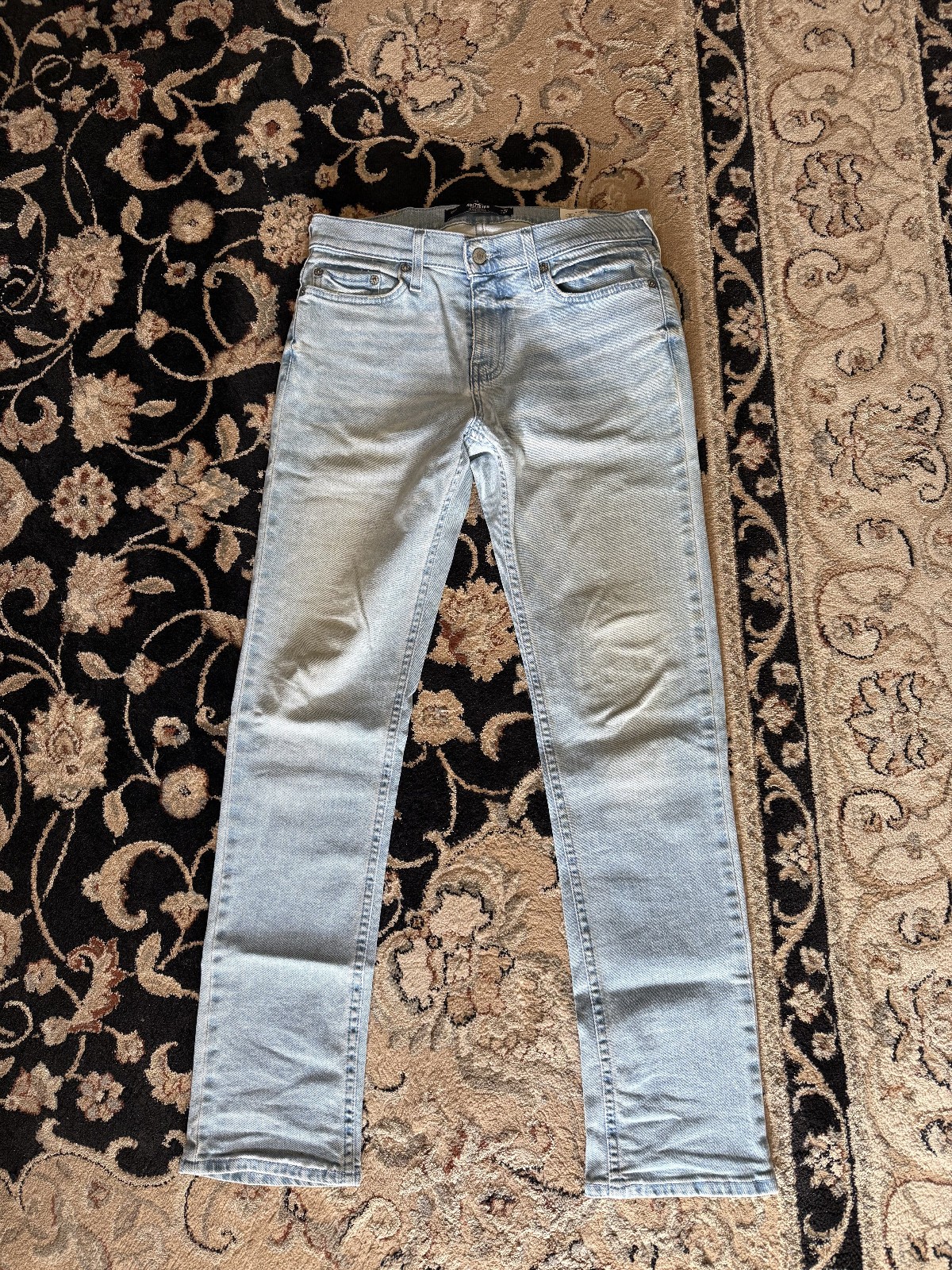 Hollister, Light Wash Slim Straight Jeans, BRIGHT LIGHT WASH, 29 X 32