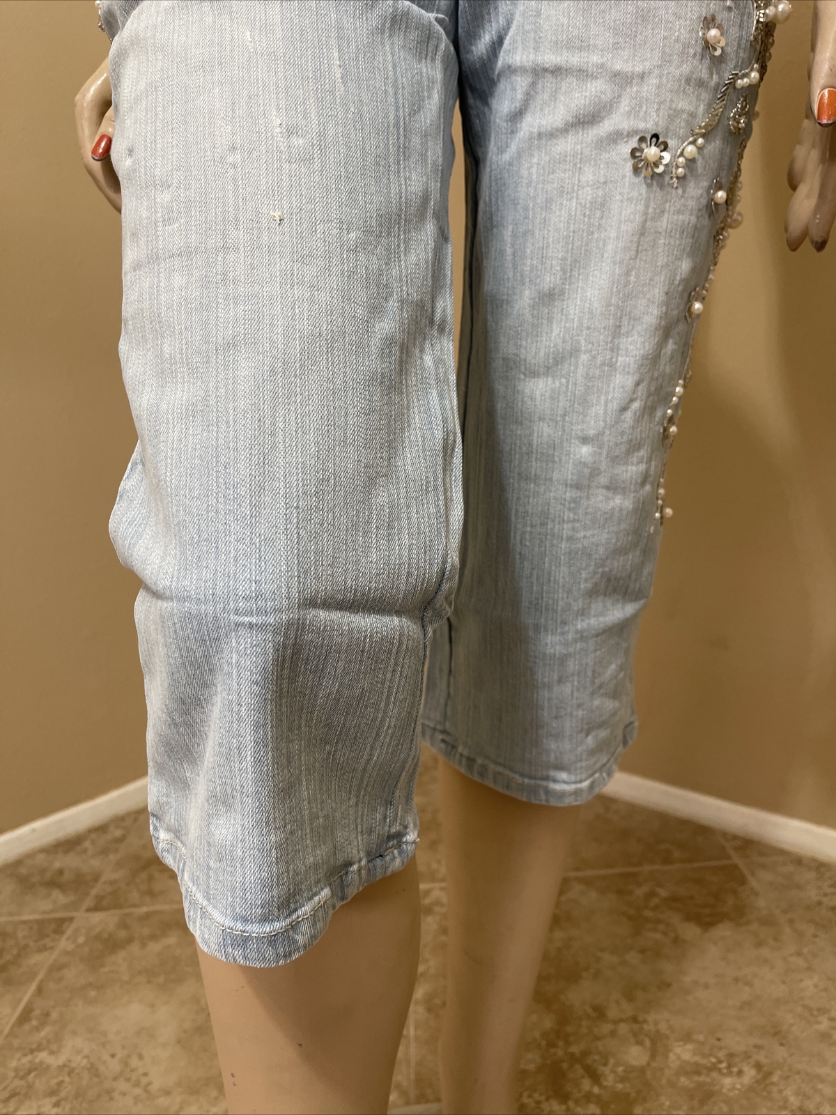 Women’s Light Blue Cotton Casual Beaded Pearls Glitter Zipper Size L Pants Capri