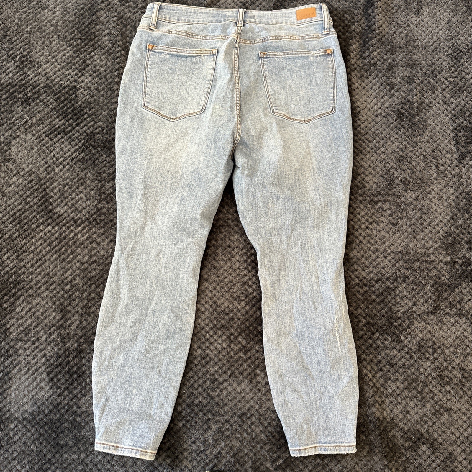 Judy Blue Jeans Control Top Skinny Distressed Jeans Pockets Size 18W Reg Womens