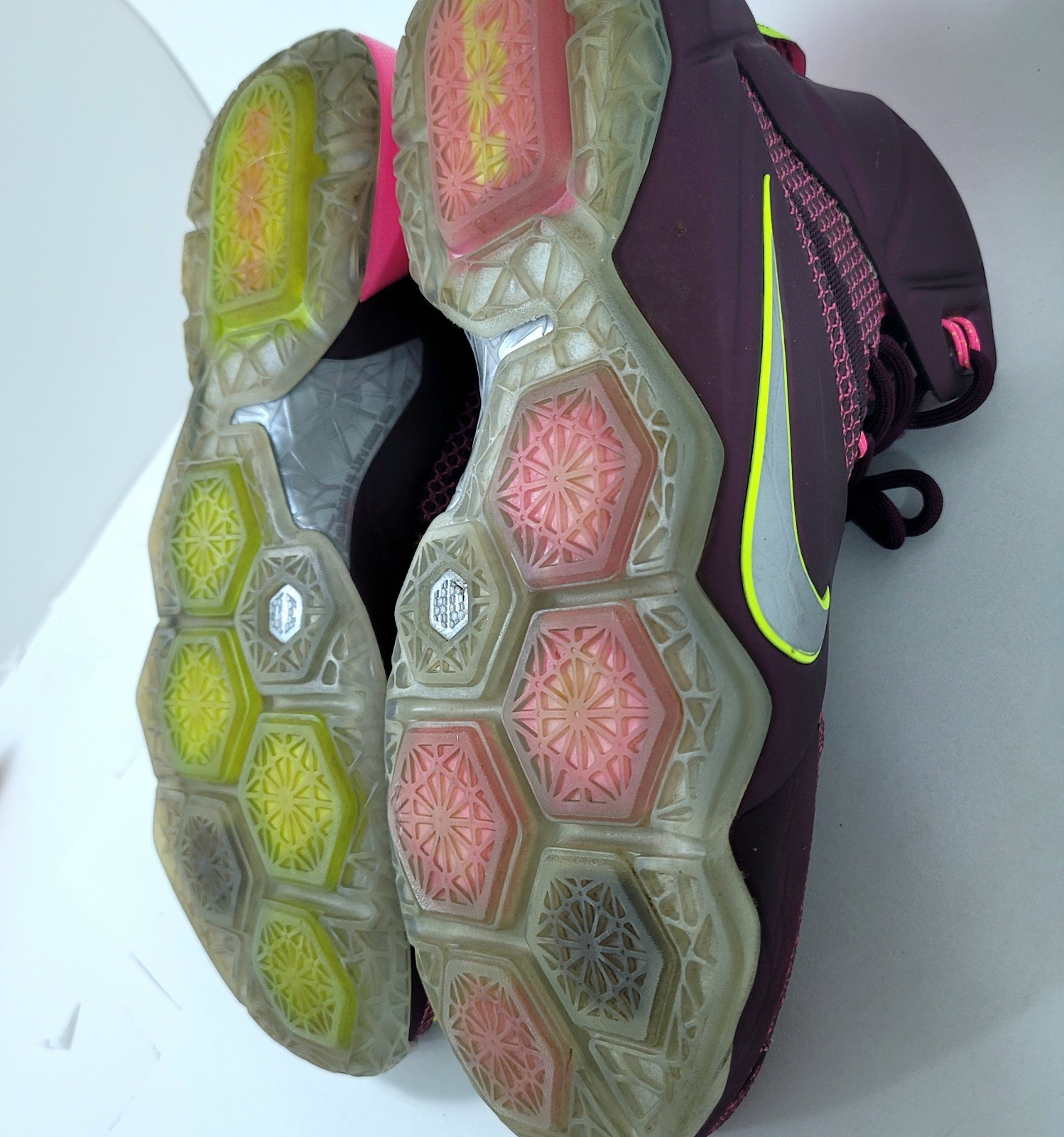Size 9.5 – Nike LeBron 12 ‘Double Helix’