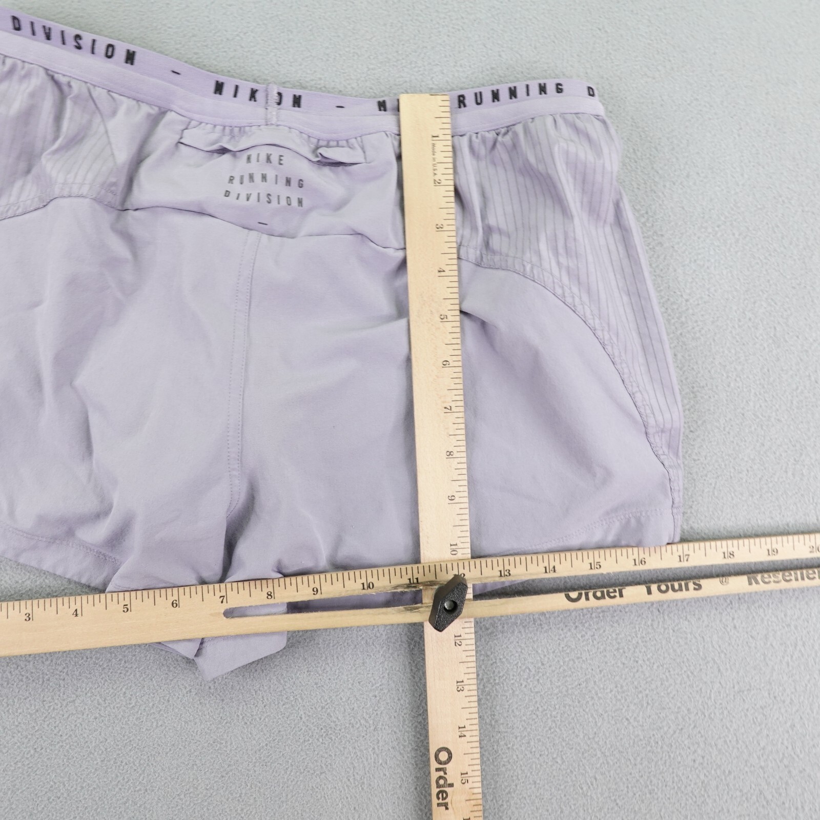 Nike Shorts Womens Medium Purple Lined Run Division Tempo Luxe 3″ Running Gym