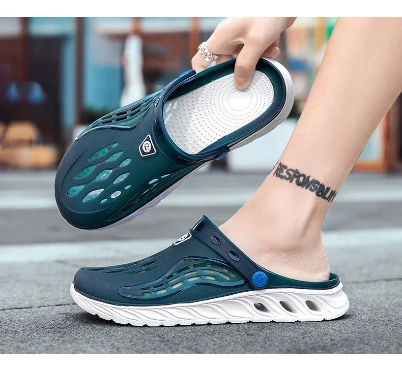 Summer Beach Jelly Shoes Men Women Soft Bottom Sandals Garden Clogs Slides