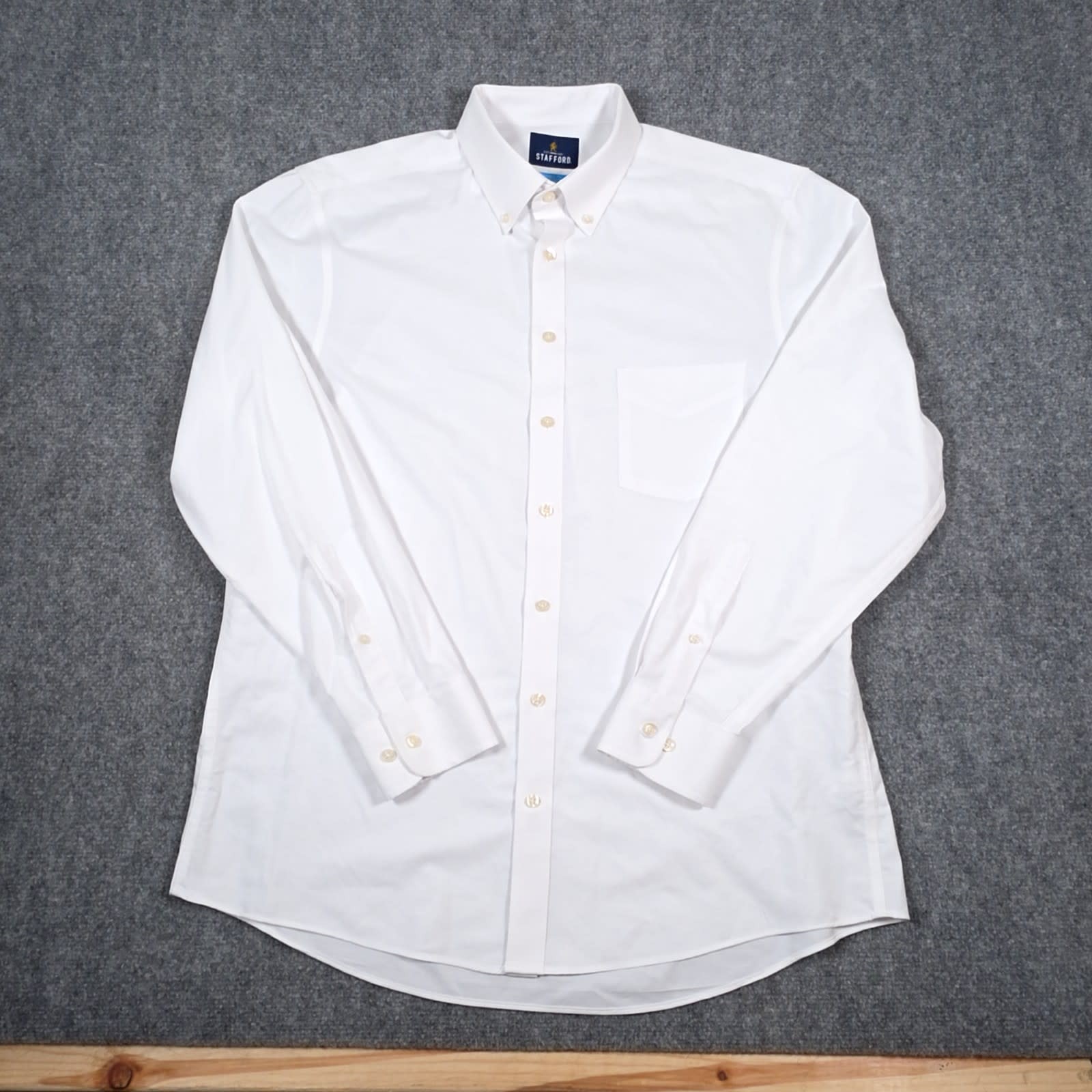 Stafford Coolmax Button Down Shirt 16-16.5 Mens White Regular Fit Long Sleeve