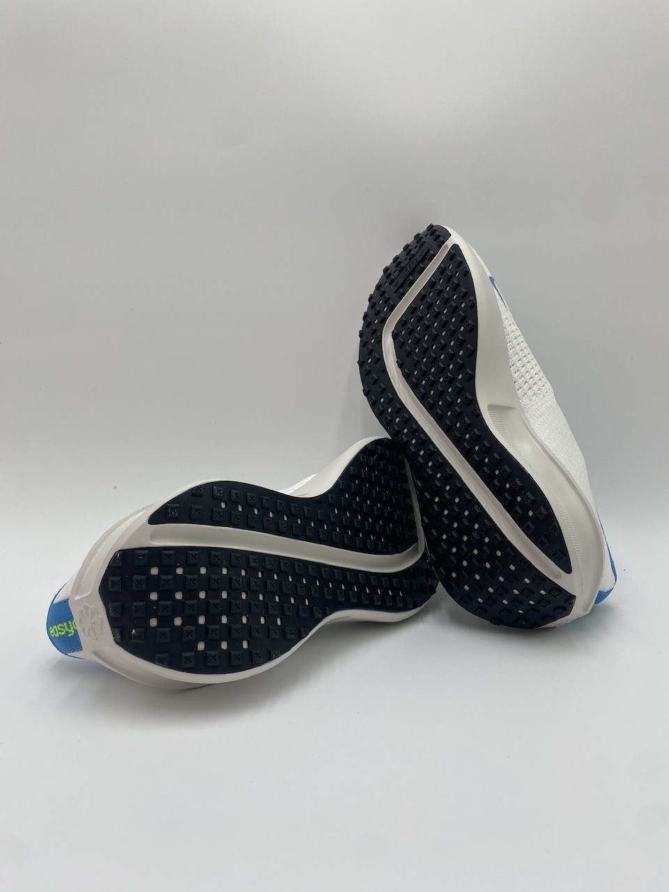 Nike INTERACT RUN EASYON Women’s NEW Running Shoes White/Beyond-Volt Multi Sizes