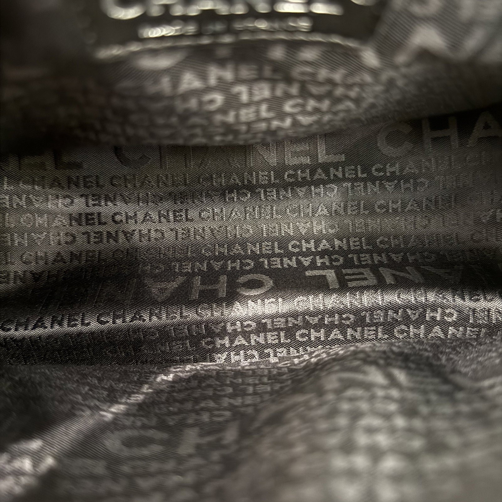 Chanel Quilted Flap Bag Black Grained Calfskin (kc033026b9)