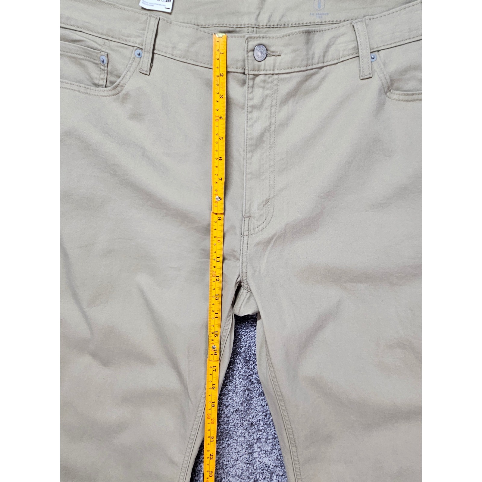 Levi’s 541 Athletic Taper Men’s 48×29 Khaki Solid All Seasons Tech Stretch NWT