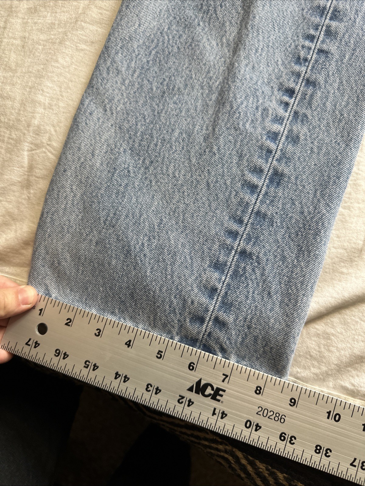 Vintage Levi’s 501 Blue 90s USA Button Fly 1990s Men’s 501xx Distressed 35X35