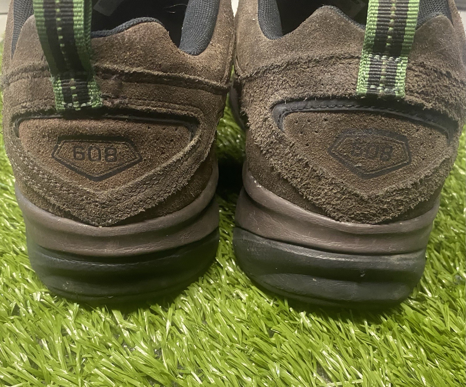 New Balance 608v4 Shoes Mens 12 4E Brown Walking Comfort Shoes MX608v4O Wide