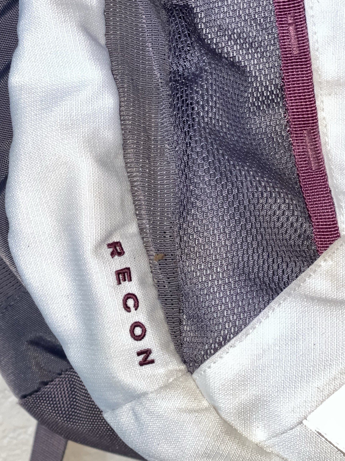The North Face RECON Backpack Imperfect (read). White Purple
