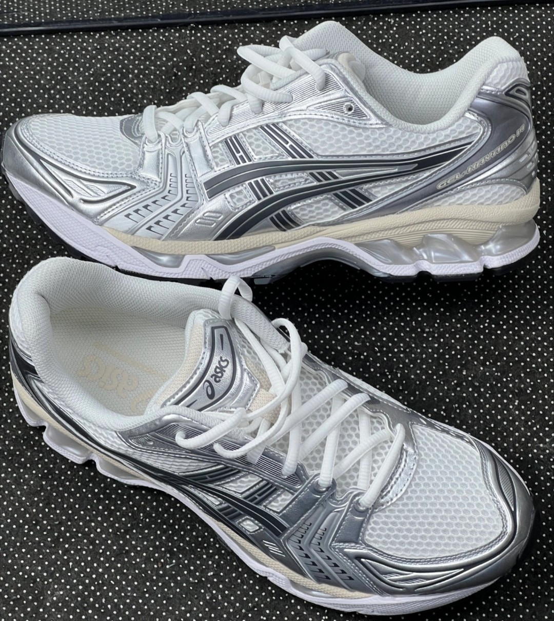 ASICS Gel-Kayano 14 White, Graphite, Grey 1203A537-110 Men’s Brand New sneaker