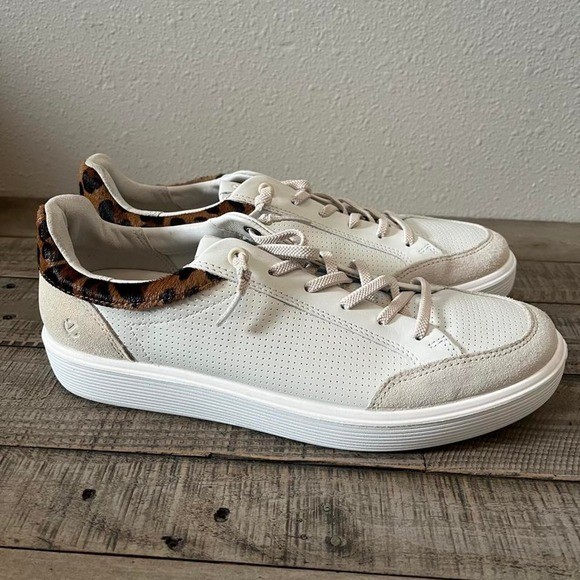 Ecco women’s soft 60 sneakers, sophisticated, leopard, leather classic 10