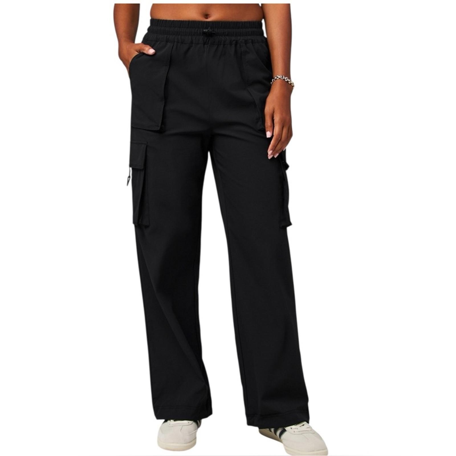 Fabletics Heights Cargo Pants in Black Size Medium