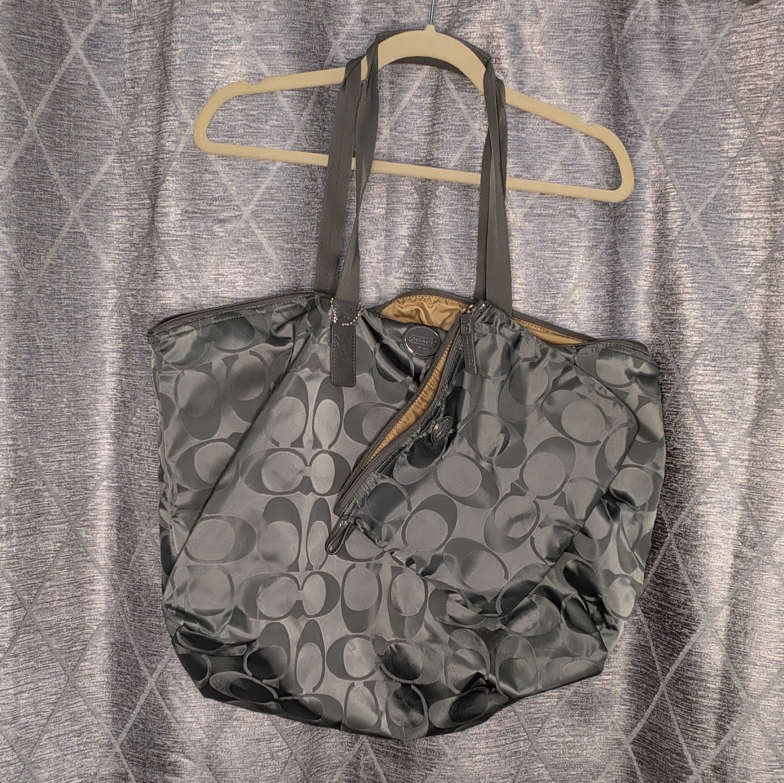 Coach F77316 Getaway Signature Nylon Large Packable Weekender Gray