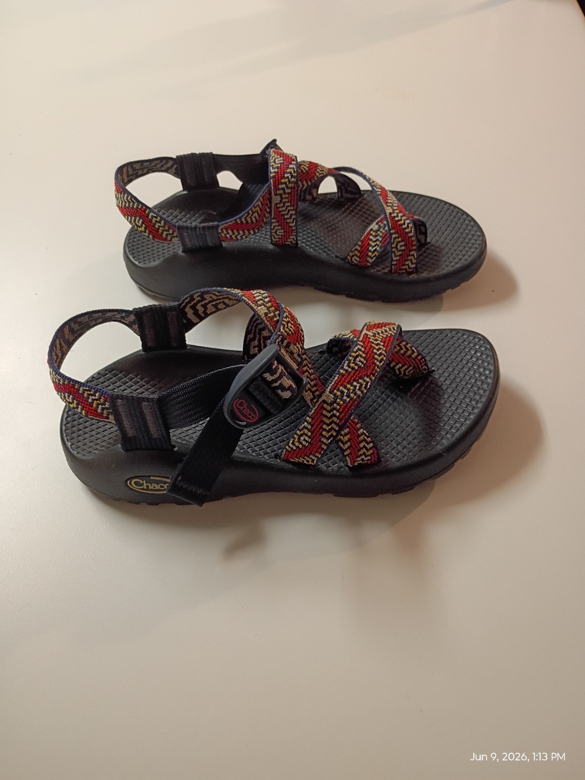 Classic Chaco ZX/2 Women’s Size 6 Blue Red Yellow Outdoor Hiking Sandals