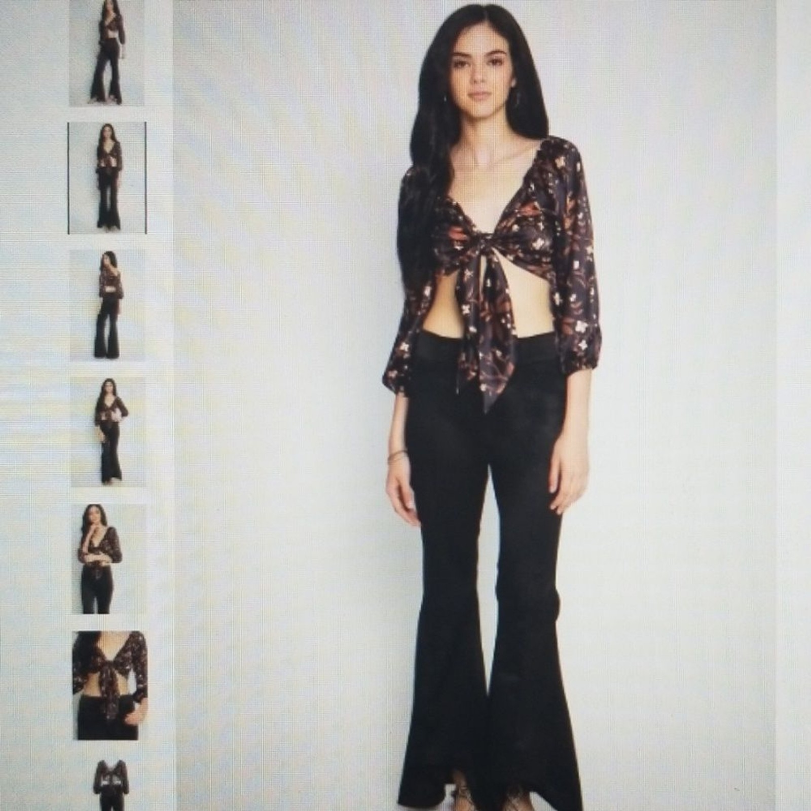 Crop top and flare bottoms pants set