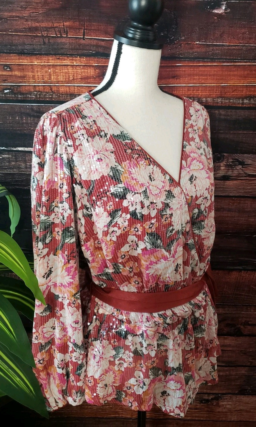 LC Lauren Conrad Plus Size 0X Sequin Puff Sleeve Wrap Top Blouse Belted Floral