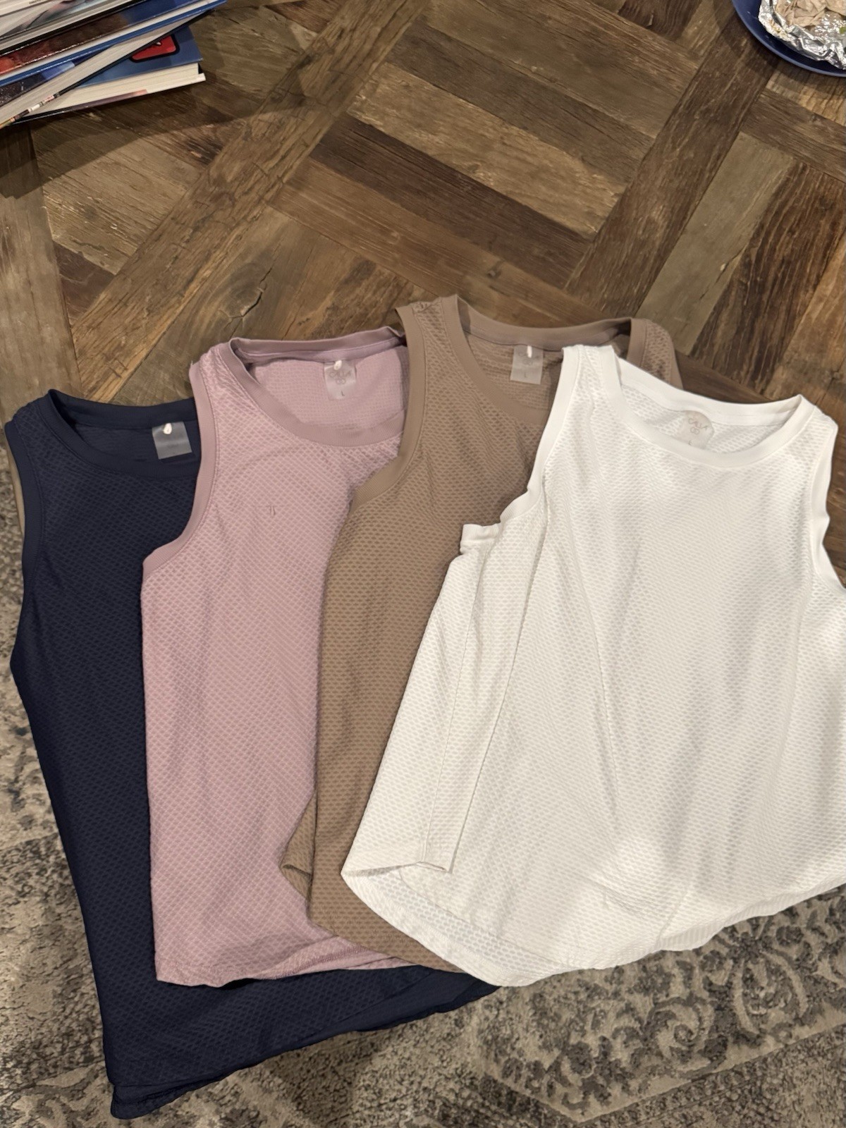 CALIA Lot of 4 Women’s Mesh Tank Tops Breathable Stretch Crew Neck Size Large