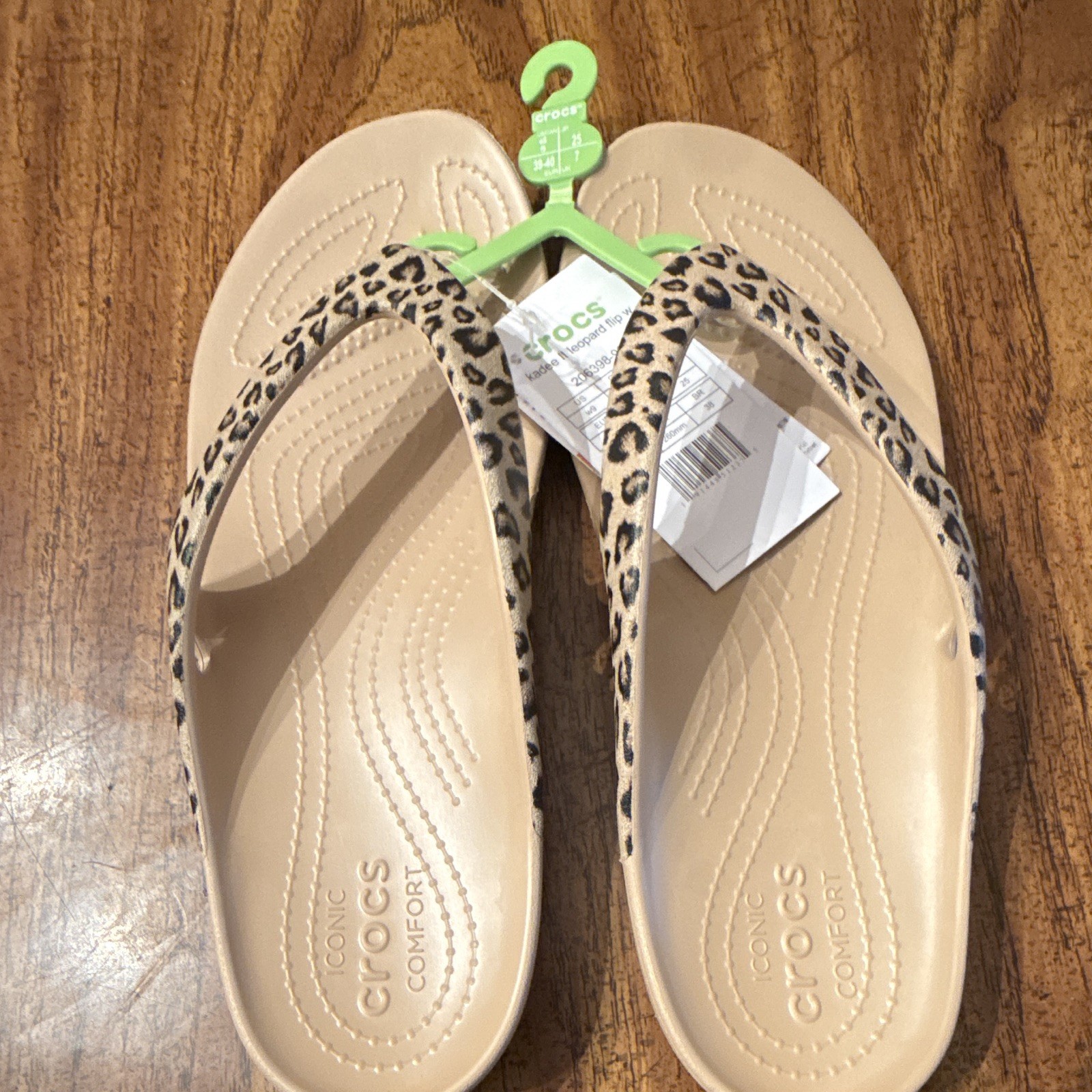 New! Crocs Women’s Kadee II Size 9 Flip Flops Leopard Animal Print Tan Black
