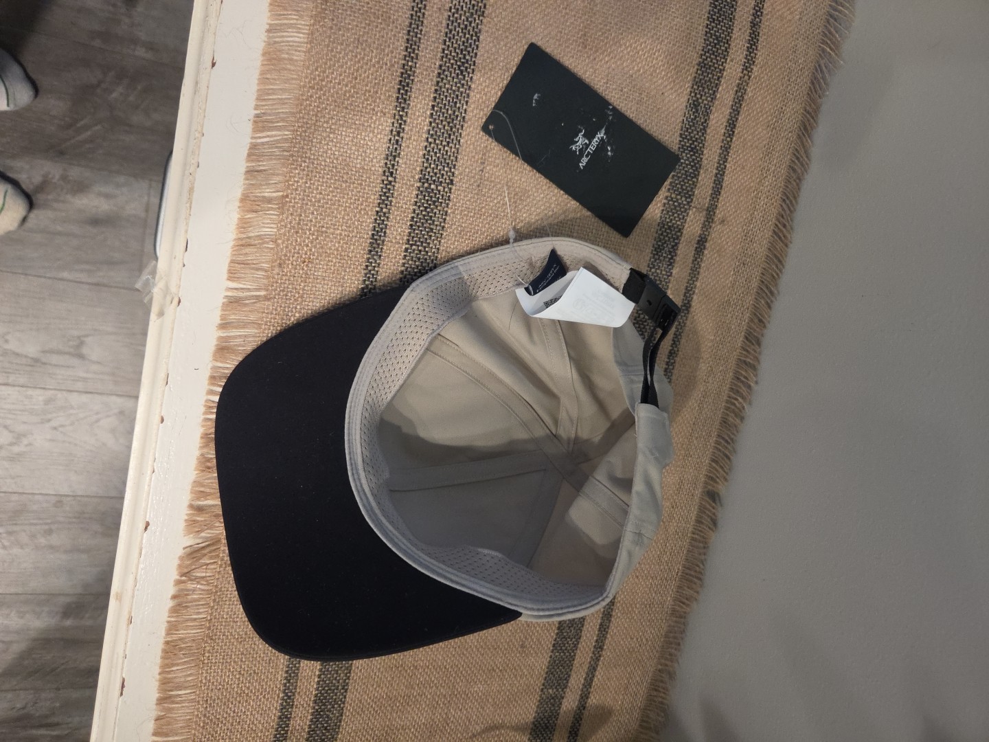 Arc’Teryx Bird Word Cap Hat Beige X000009463 Men’s hats, popular brands, popular
