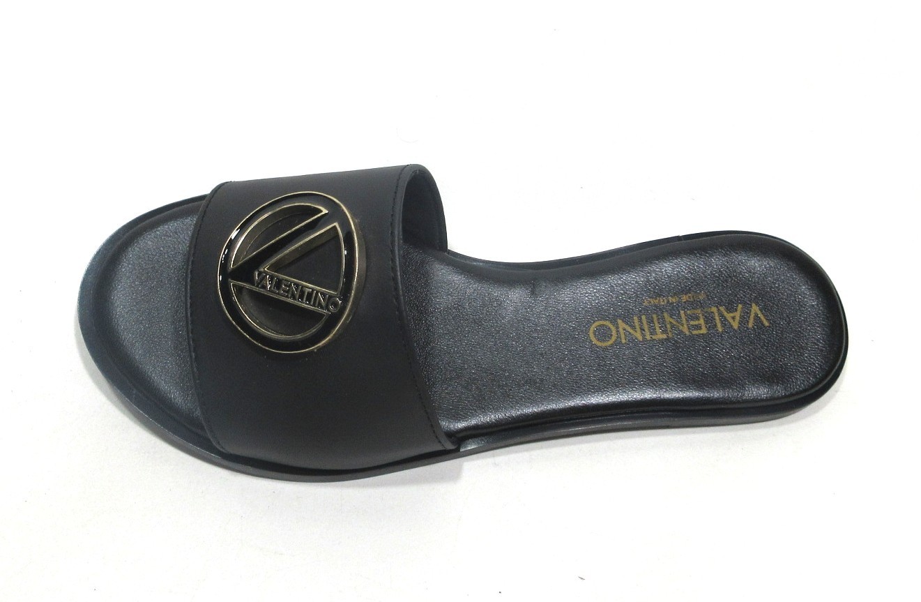 Women’s Designer Valentino by Mario Valentino Black Bugola Slide Sandal size 8