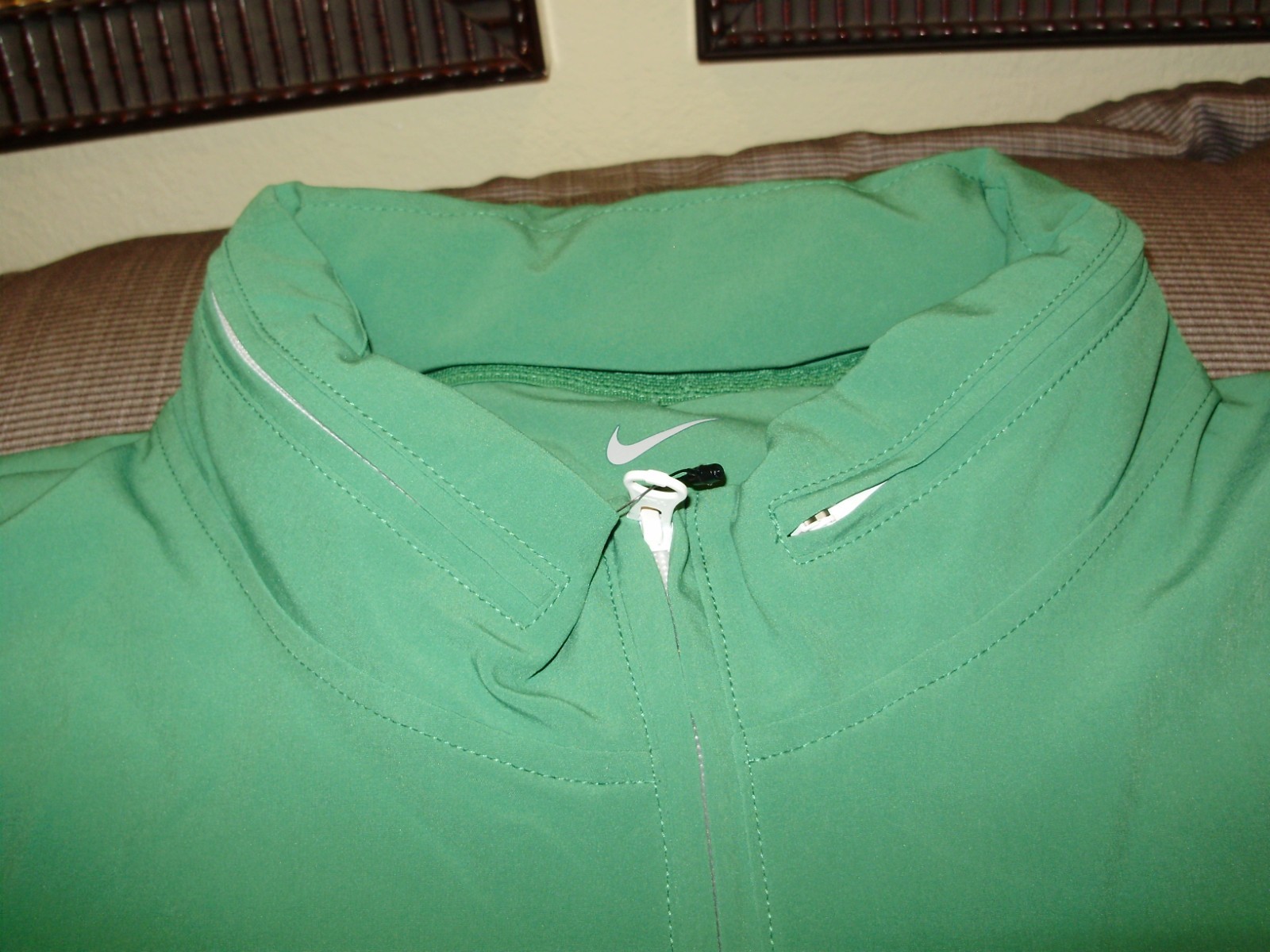 Nike Woven Coaches FJ9548 Apple Green 1/4 Zip Golf Hoodie Wind Jacket Mens Large