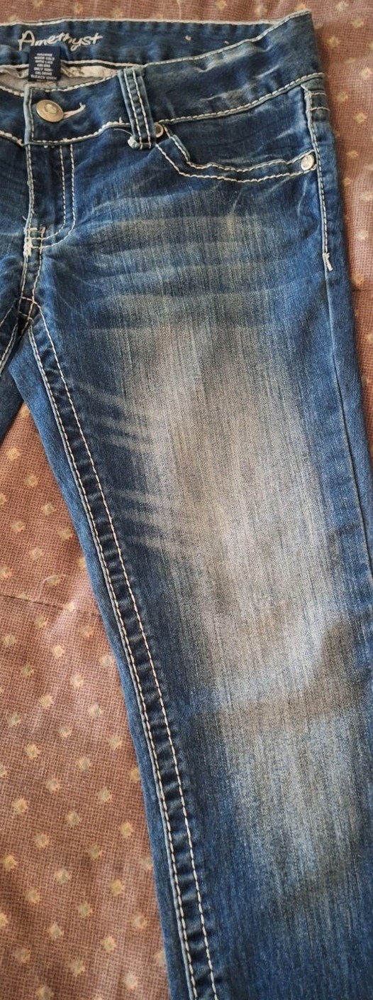 GUC – Amethyst Jeans – Size 11